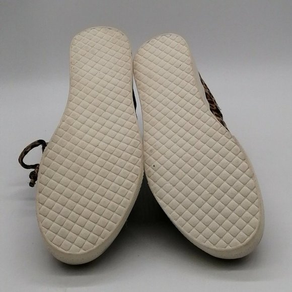 Very G Womens Ankle Boot Sneaker Brown Leopard Print Lace Side Zip Flat Heel 9 - Picture 4 of 9